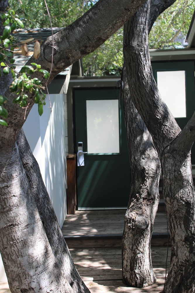 Calamigos-Guest-Ranch-doorway